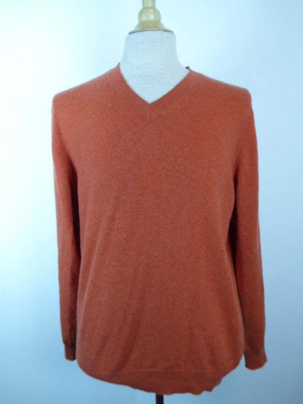 KINROSS orange v neck Cashmere sweater L